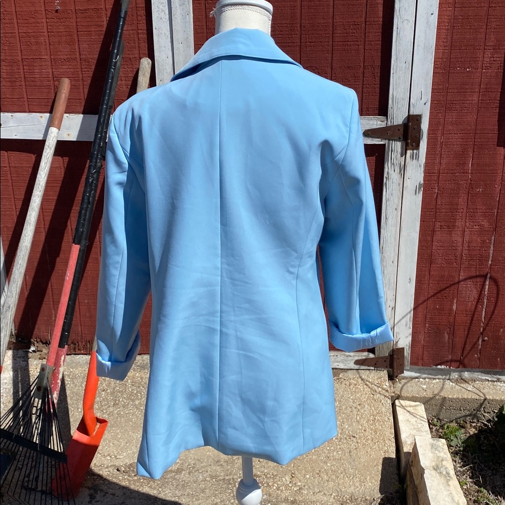 Light blue women’s blazer with shoulder pads - Picture 4 of 8
